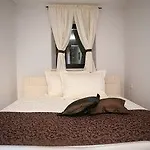 Liza 住宿加早餐酒店 3*