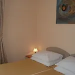 Liza 住宿加早餐酒店 3*