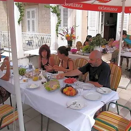 Bed & Breakfast Villa Liza Trogir