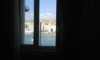 Liza Couette-café Trogir