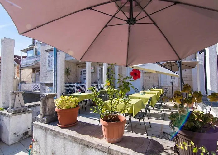 Liza Bed and Breakfast